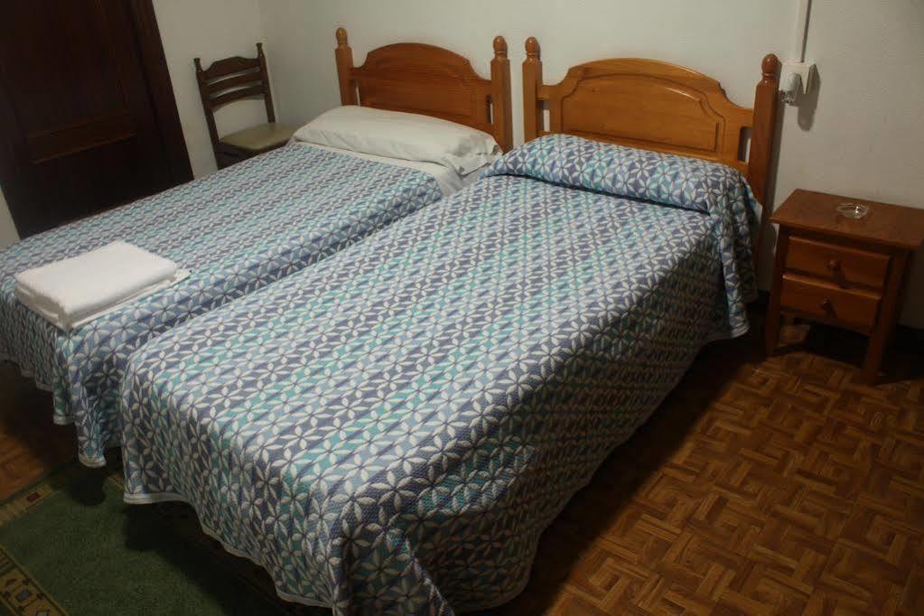 Hostal Temino Burgo Kültér fotó